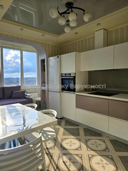 Продам 2-кімнатну квартиру, ЖК&nbsp;«Квартет»