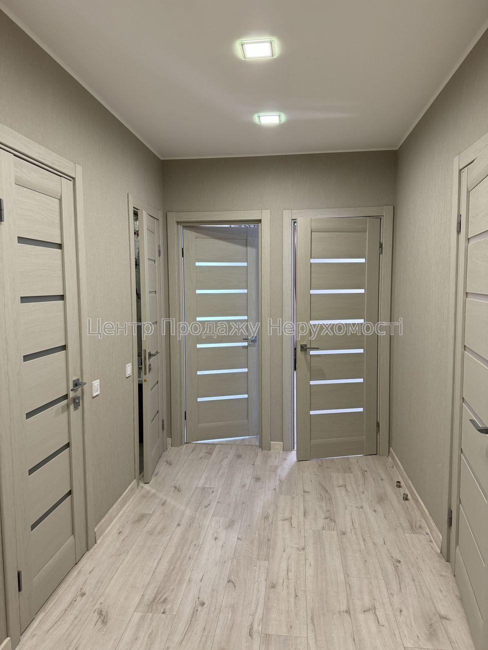 Фото Продаж 2-кімнатної квартири в ЖК 
