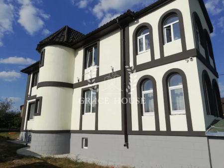 Продам 2-поверховий будинок