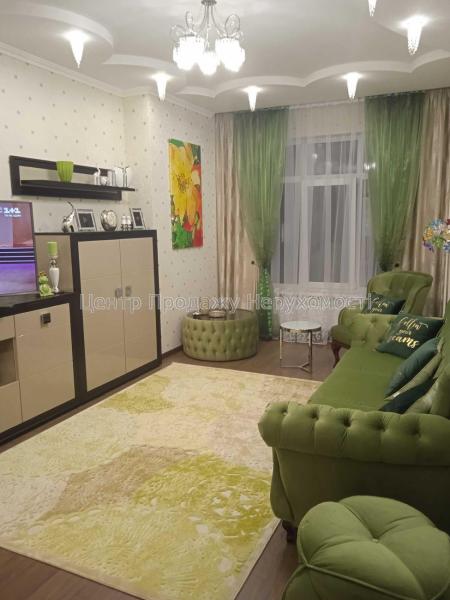 Продам 3-кімнатну квартиру