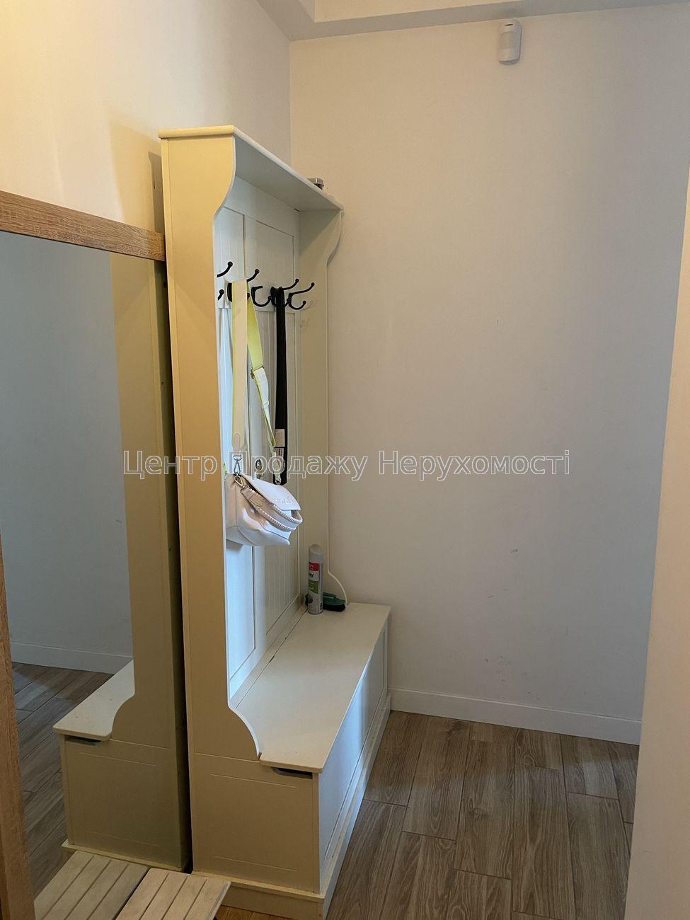 Фото Продам 3к. КПІ (м. Політехнічний інститут) Шевченківський р-н. Центр20