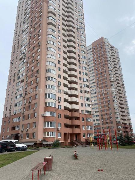 Продам 3-комнатную квартиру