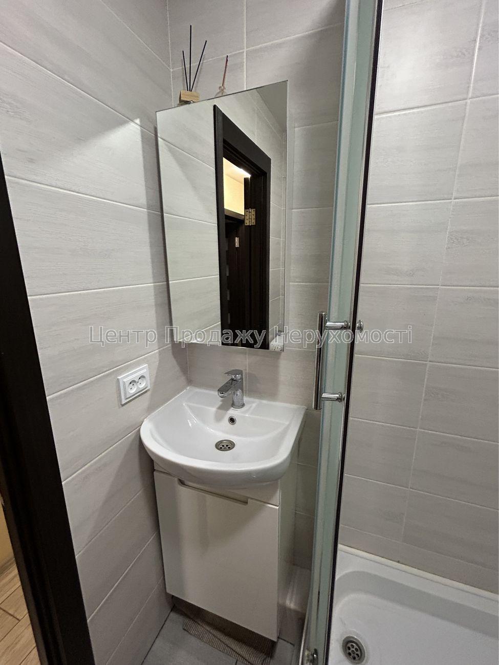 Фото Продам 1-к квартиру з ремонтом18