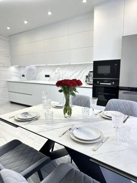 Продам 3-комнатную квартиру, ЖК Варшавский Плюс