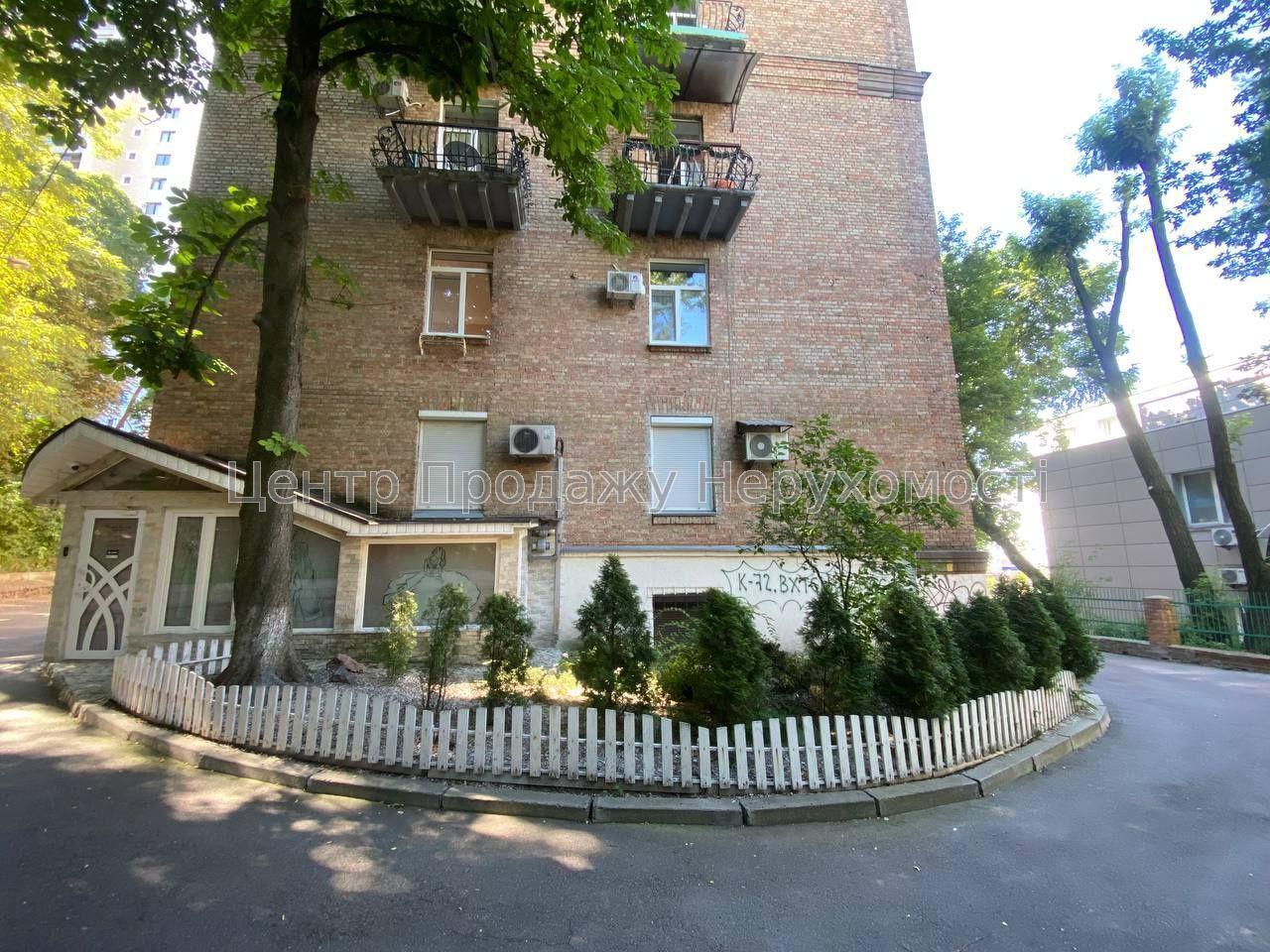Фото Продається квартира11