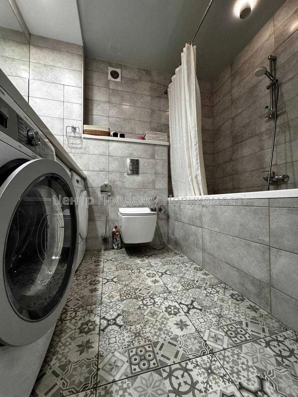 Фото Продам 3к квартиру, вул. Балакірєва, Павлово Поле7