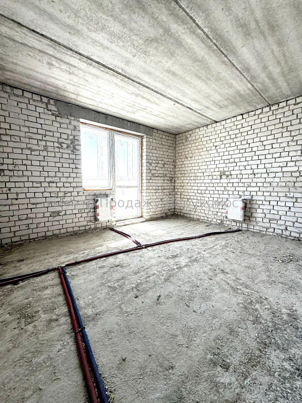 Фото Продається 2-кімнатна квартира в ЖК 
