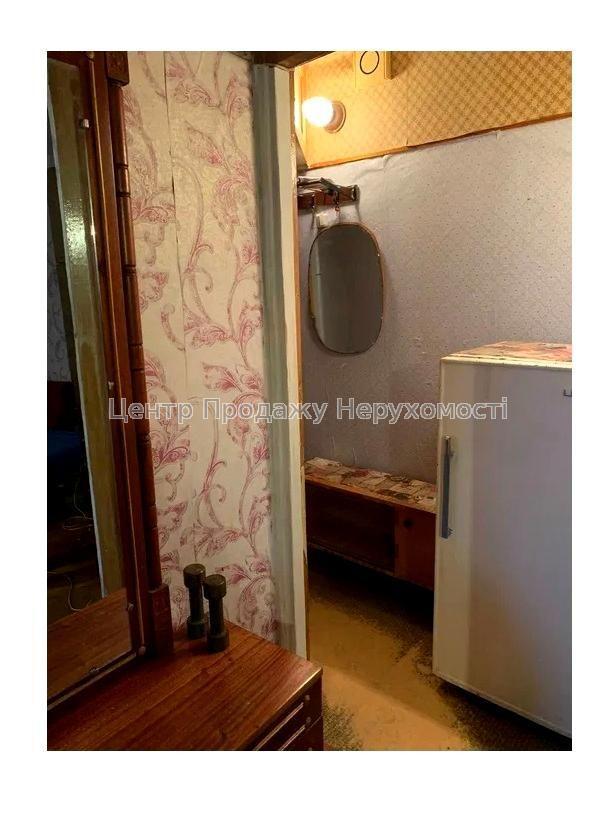 Фото Продам 2х кім. метро Армійська5