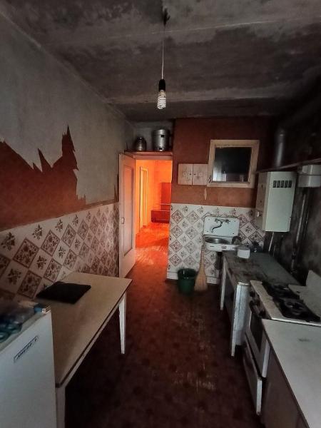Продам 2-кімнатну квартиру