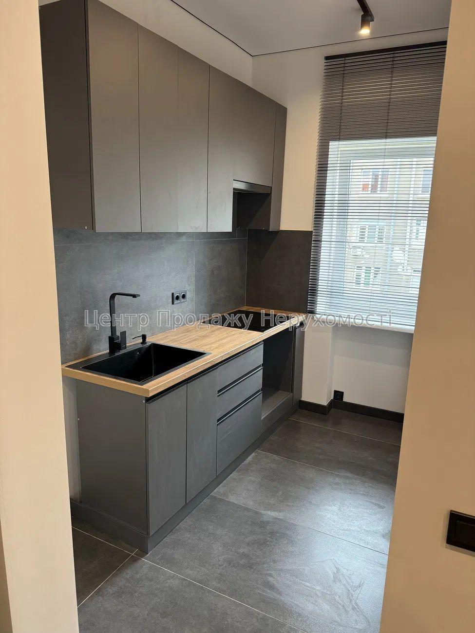 Фото Продаж 2 к квартира, Центр, метро Наукова, вул. Данилевського 22, G81