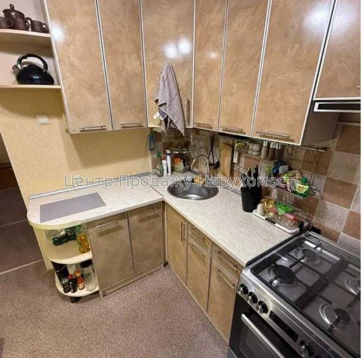 Фото Продам 2к квартиру м. Наукова Q83