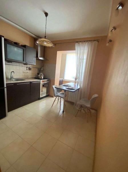 Продам 2-кімнатну квартиру