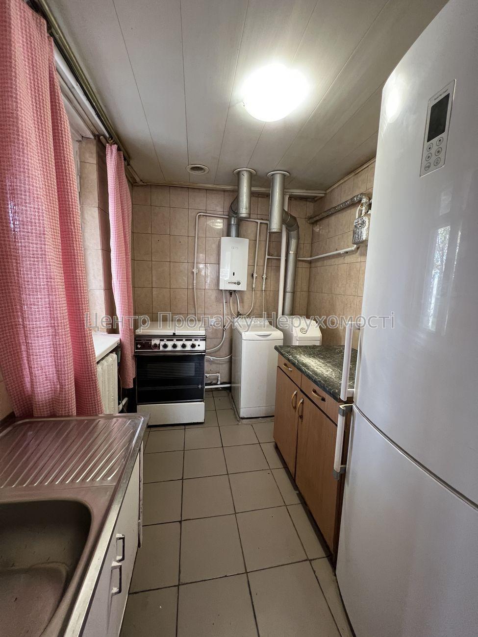 Фото Затишний будинок зі зручним розташуванням та облаштованим подвір'ям13