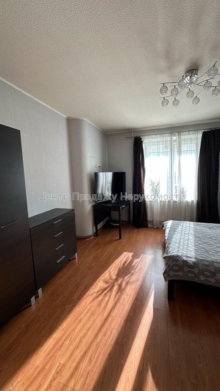 Фото 2кімн квартира з автономним опаленням біля метро13