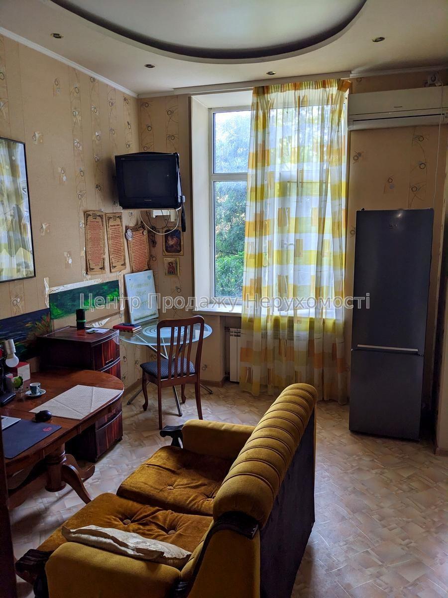 Фото Продам 3к квартиру, сталінка, вул Гіршмана10
