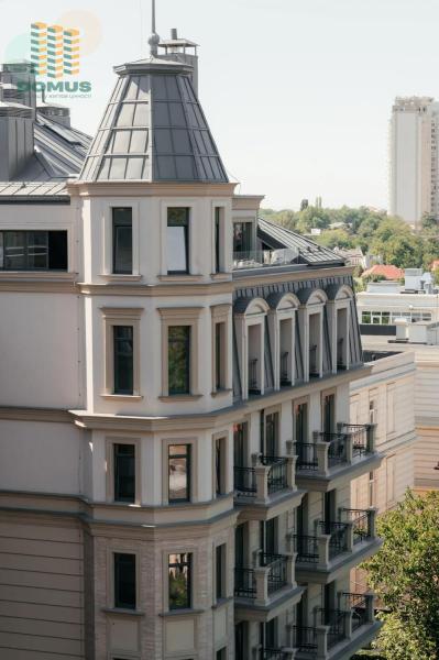 Продам 3-кімнатну квартиру, КБ&nbsp;«Консул»
