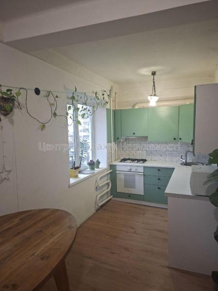 Продам 3-комнатную квартиру