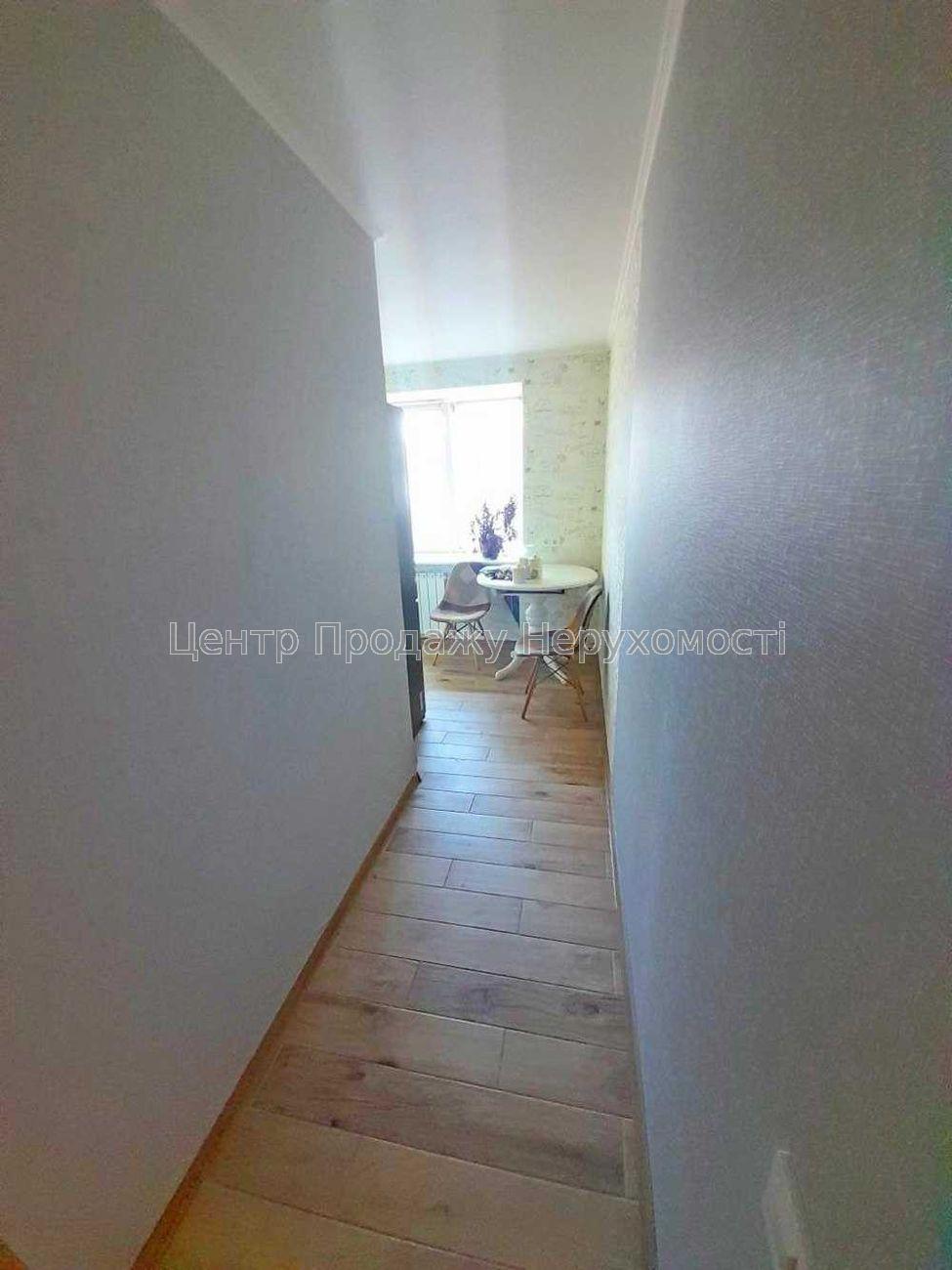 Фото 1-кімн квартира в центрі біля метро. К84