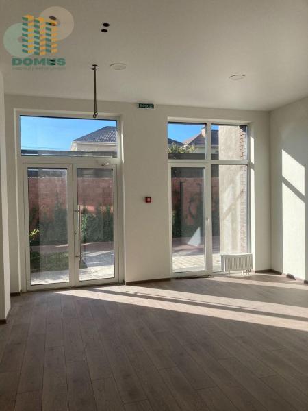 Продам приміщення вільного призначення