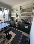 Продам 2-кімнатну квартиру, 60 м², євроремонт