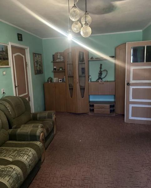 Продам 2-кімнатну квартиру