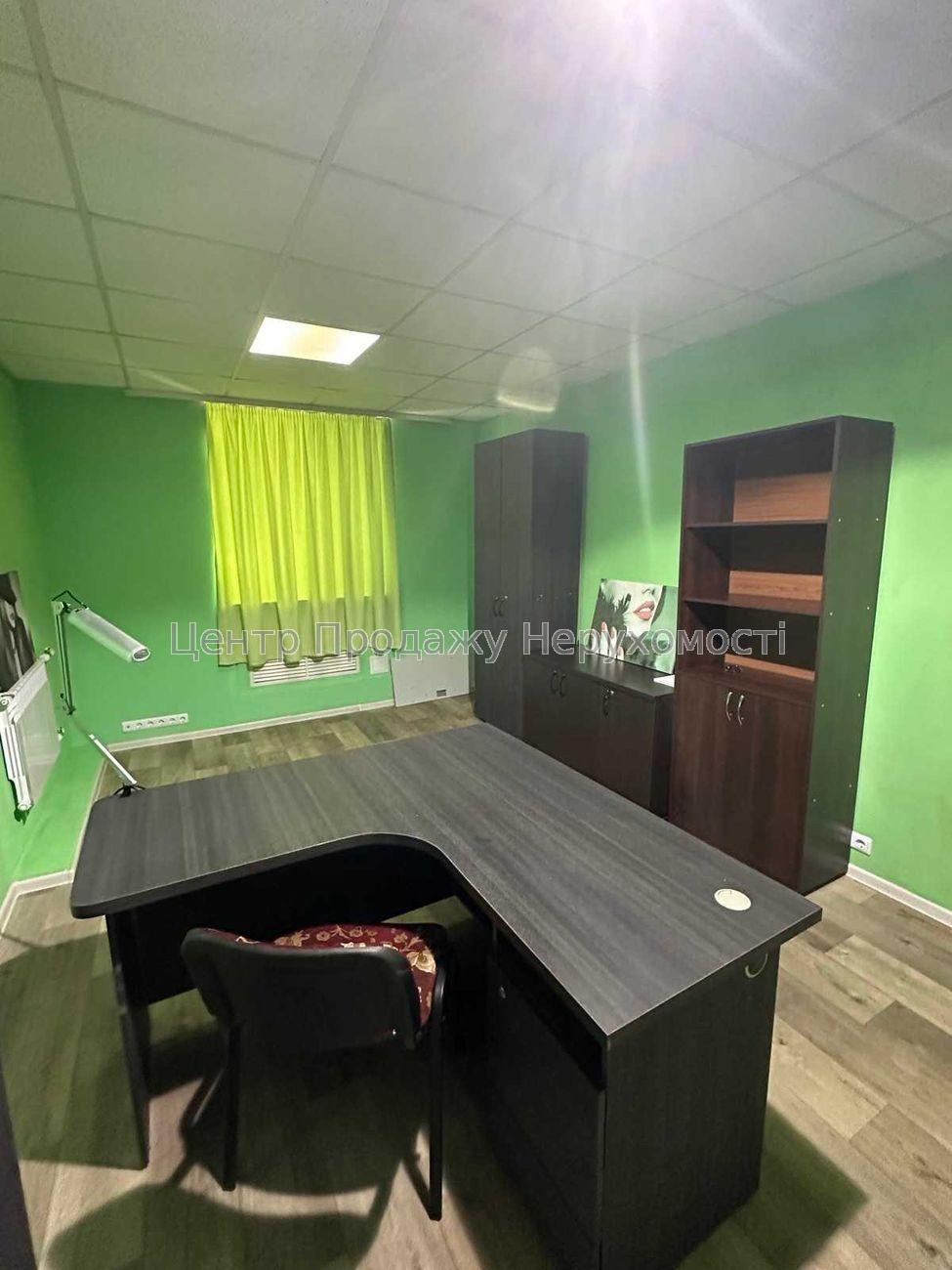 Фото Продам приміщення біля метро Вокзальна1