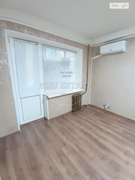 Продам 3-кімнатну квартиру