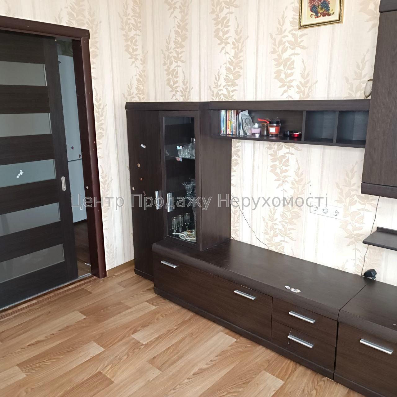 Фото Продам 2к квартиру вул. 23 Серпня3
