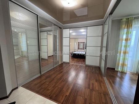 Продам 2-кімнатну квартиру в новобудові, ЖК&nbsp;вул.&nbsp;Ак.&nbsp;Ляпунова,&nbsp;16