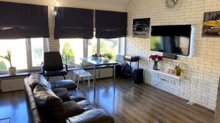 Продам 3-кімнатну квартиру