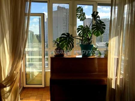 Продам 3-кімнатну квартиру
