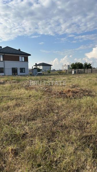 Продам ділянку під забудову приватного будинку