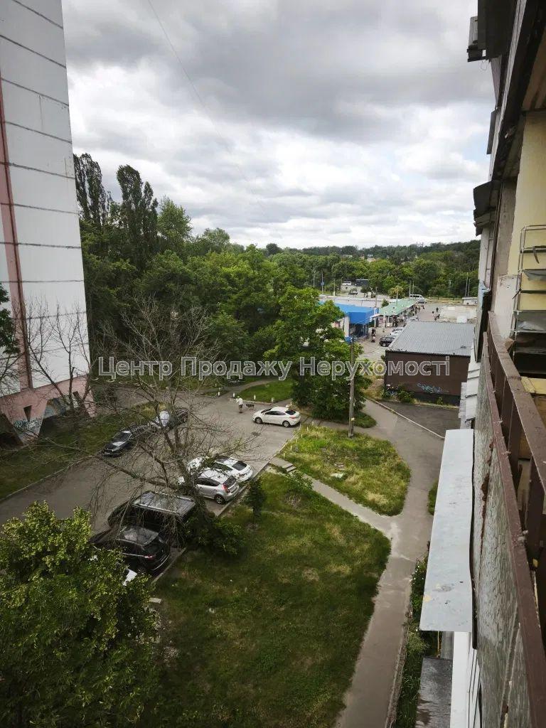 Фото Продам 1-кімнатну квартиру біля метро Мінська21