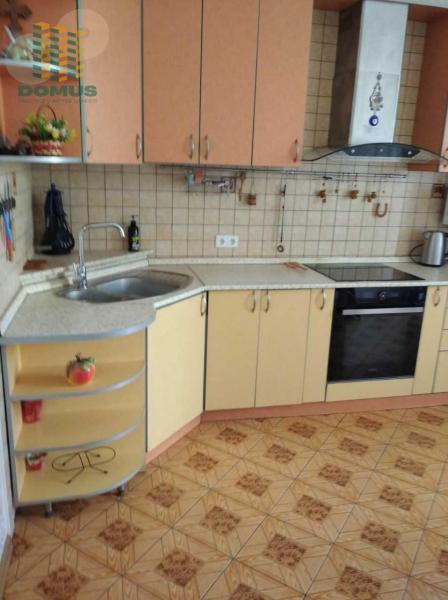 Продам 2-кімнатну квартиру