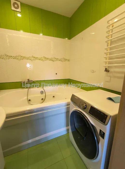 Фото Продам 2-к квартиру в ЖК 