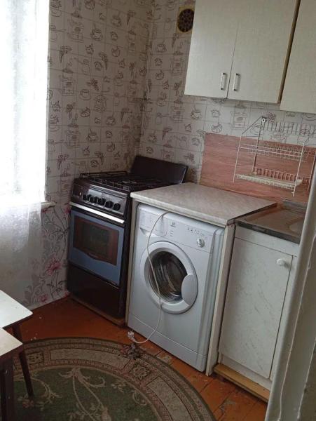 Продам 2-кімнатну квартиру
