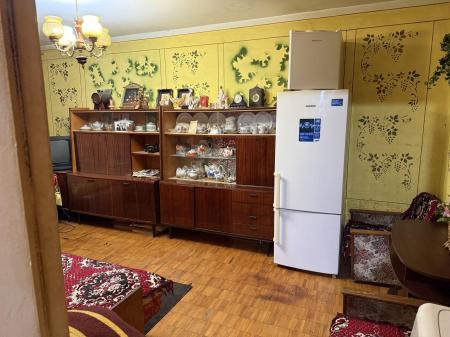 Продам 2-кімнатну квартиру
