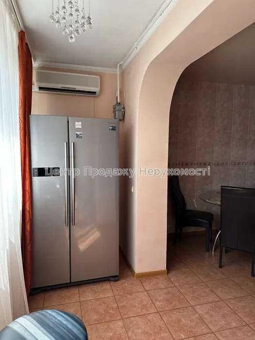 Фото Продам квартиру в центрі Києва5