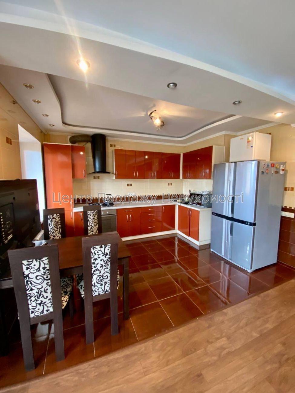 Фото Сучасна 2-кімн. Кварира СС-11