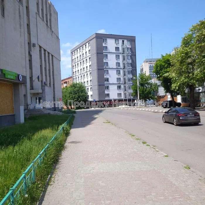 Фото R8 Продам 1 кімнатну квартиру  з ремонтом ЖК Захисник1