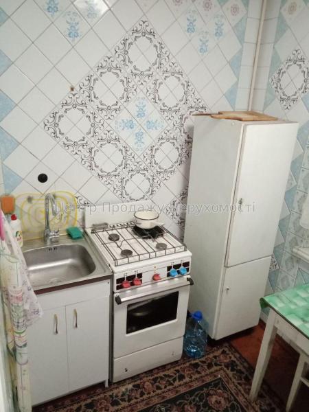 Продам 2-комнатную квартиру