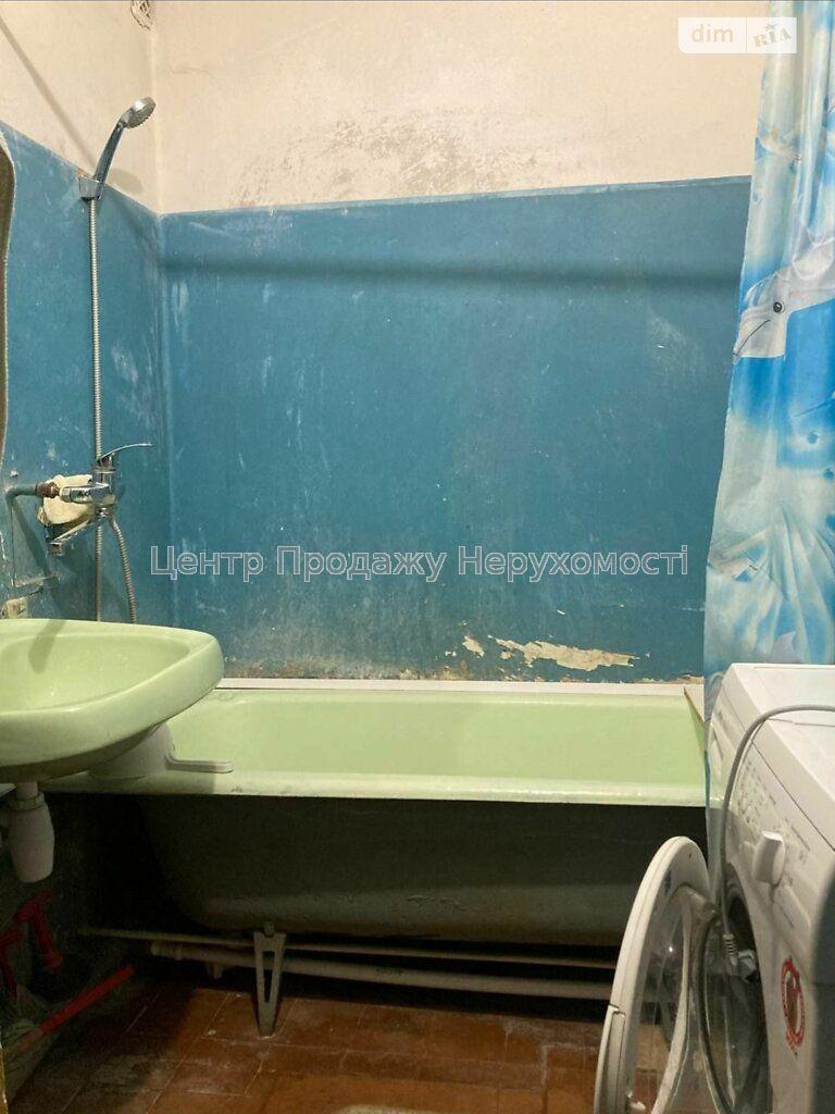 Фото продам 2-кімнатну на Троєщині ІВ9