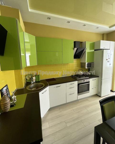 Продам 1-комнатную квартиру в новостройке