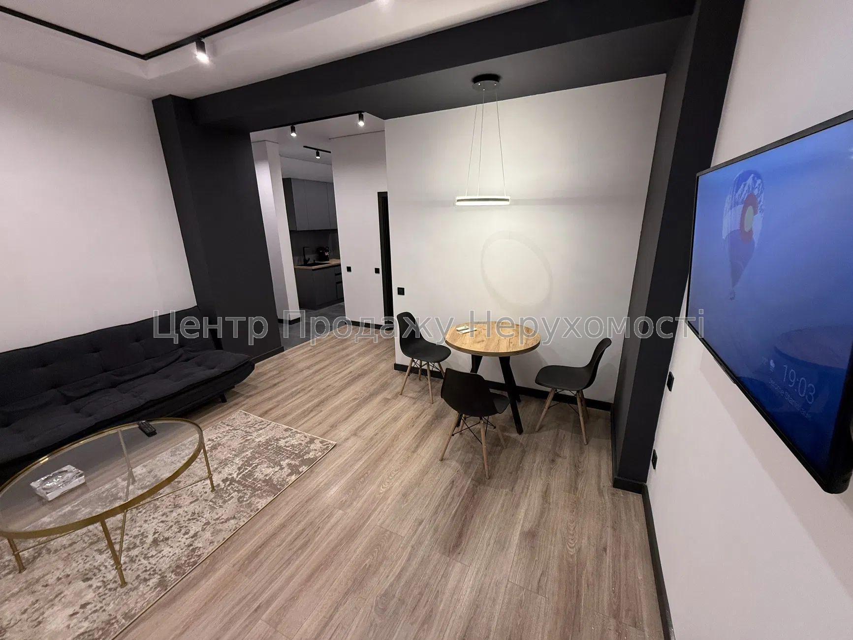 Фото Продаж 2 к квартира, Центр, метро Наукова, вул. Данилевського 22, G83