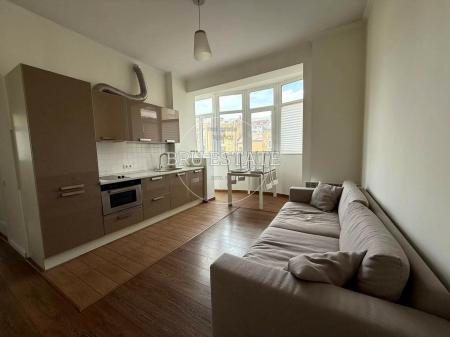 Продам 2-кімнатну квартиру