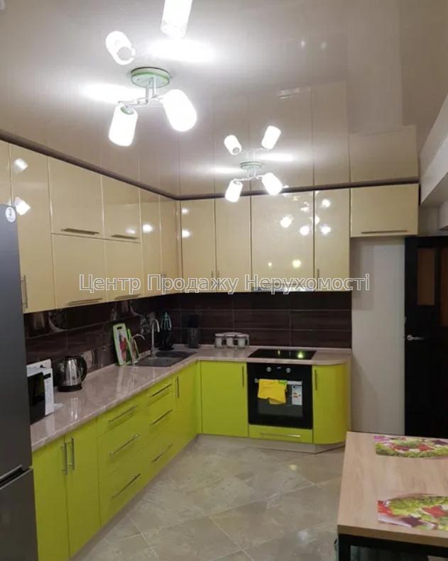 Фото Продам 3к квартиру на метро Студенческая1