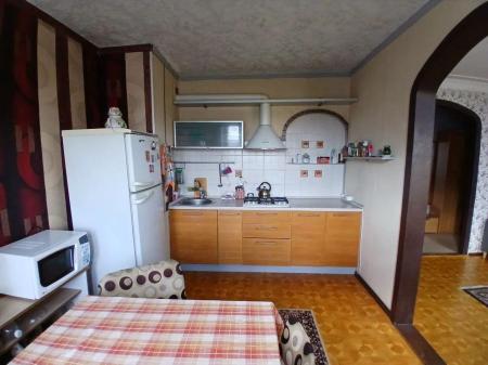 Продам 3-кімнатну квартиру