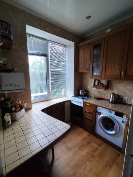 Продам 2-кімнатну квартиру