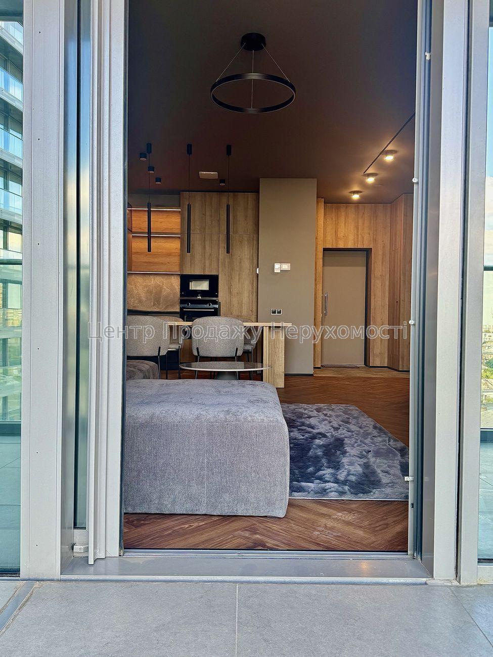 Фото Продаж квартири3