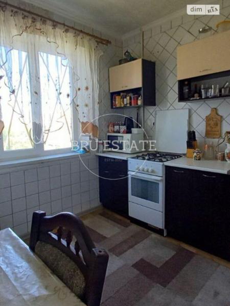Продам 3-кімнатну квартиру
